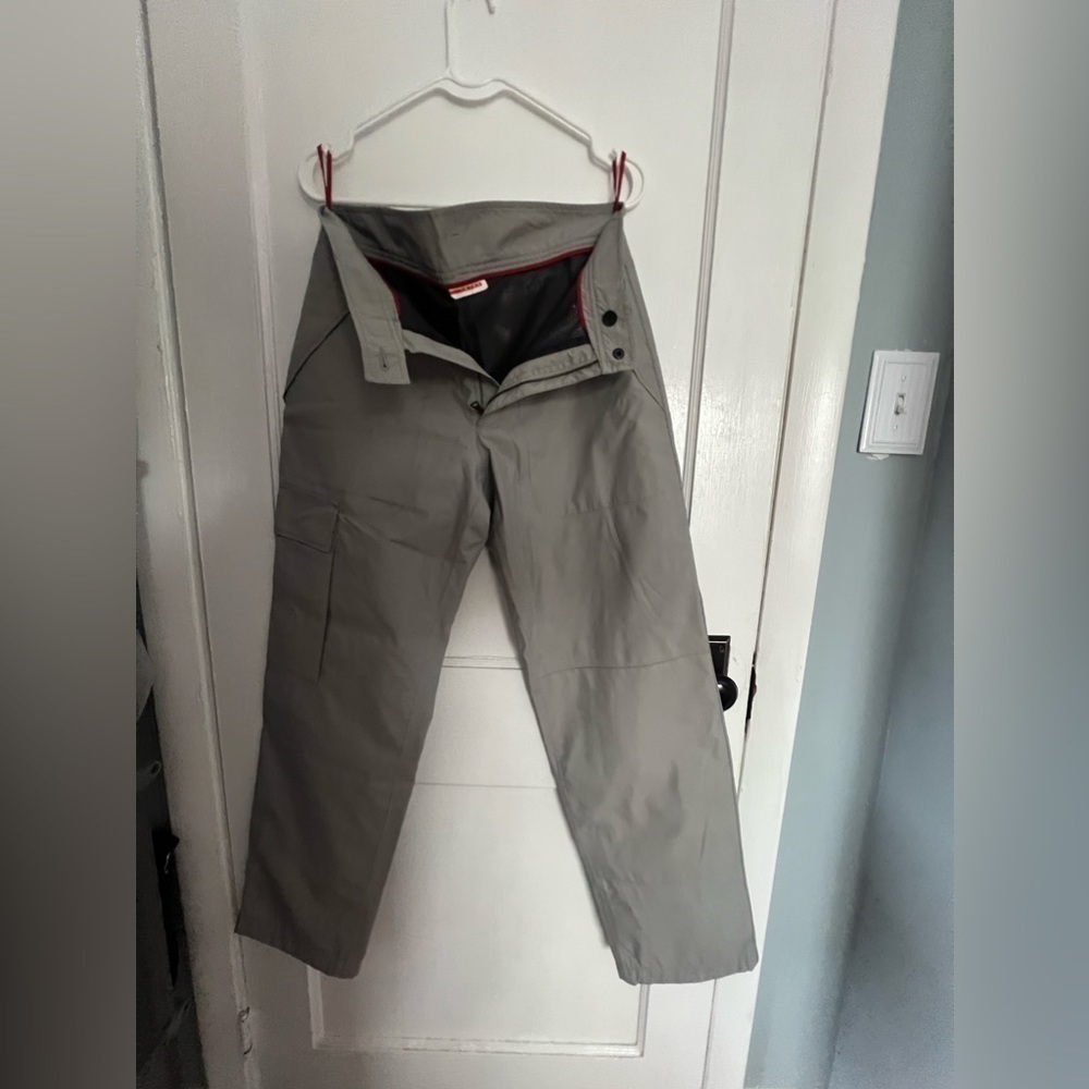 PRADA gor tex nylon cargo pants (authentic) - Picture 10 of 17